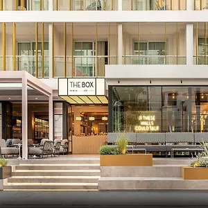 4* Hotel The Box